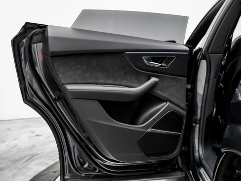 Used 2022 Audi RS Q8 image 64