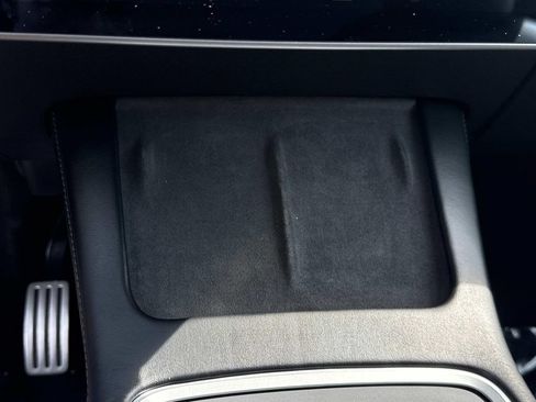 Used 2022 Tesla Model Y Performance AWD/4WD image 18