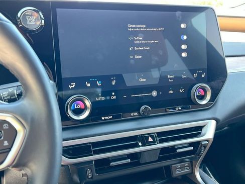 Certified 2024 Lexus RX 350 Premium w/ Accessory Package (Z1) FWD image 17
