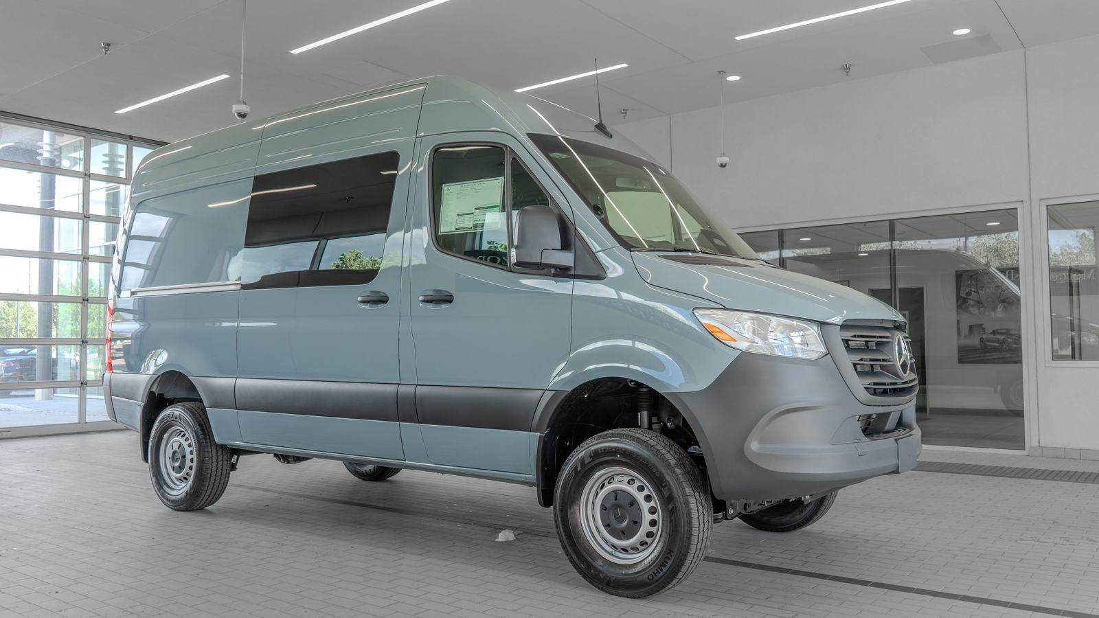 New 2026 Mercedes-Benz Sprinter 2500 image 12