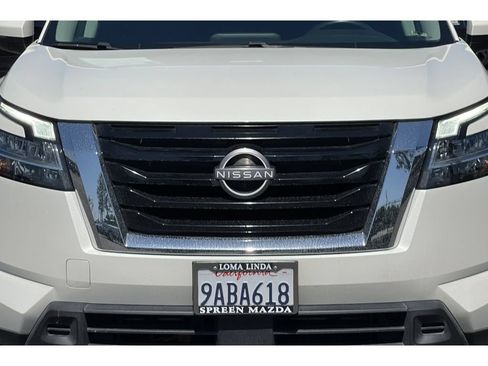 Used 2022 Nissan Pathfinder SV FWD image 14