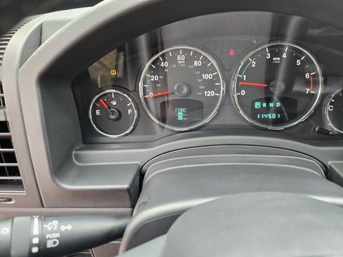 Used 2012 Jeep Liberty Limited Jet w/ Exterior Appearance Group image 16