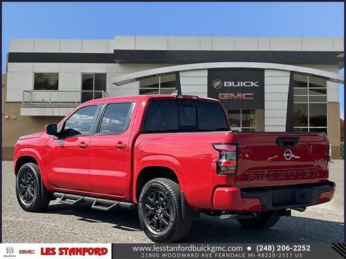 Used 2022 Nissan Frontier SV w/ SV Premium Package image 4