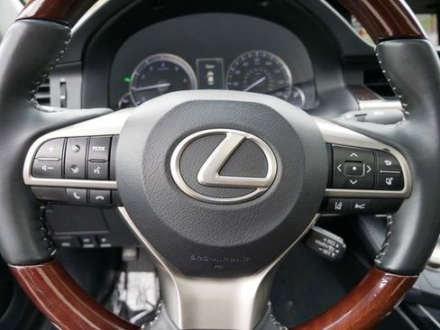 Used 2018 Lexus ES 350 w/ Navigation System Package FWD image 17