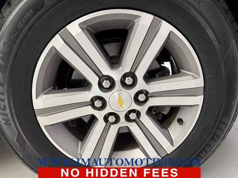 Used 2017 Chevrolet Traverse LT image 9