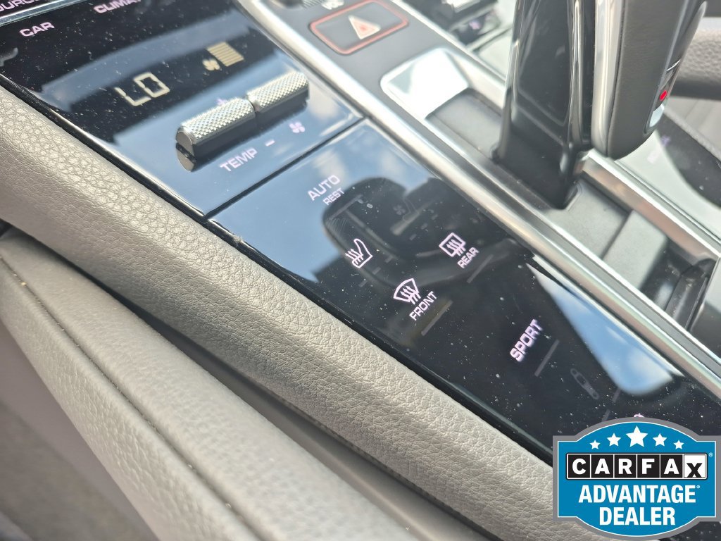 Used 2022 Porsche Cayenne Platinum Edition AWD/4WD image 21