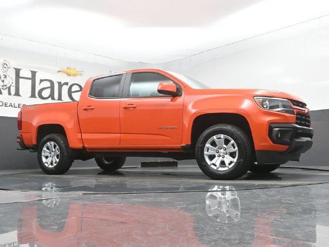 Used 2021 Chevrolet Colorado LT w/ Safety Package AWD/4WD image 2