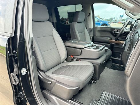 Used 2022 Chevrolet Silverado 1500 RST w/ LPO, Blackout Package AWD/4WD image 23