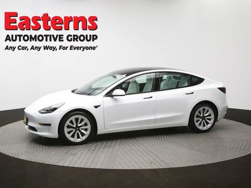 Used 2023 Tesla Model 3 Standard Range image 55
