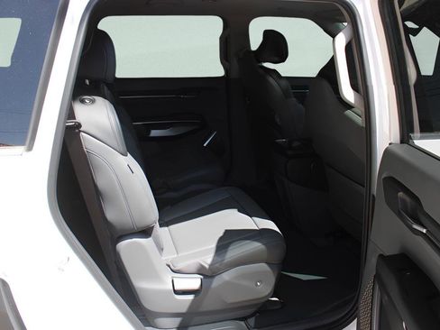 New 2026 Kia EV9 Light RWD image 38