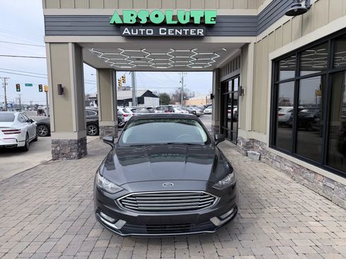 Used 2017 Ford Fusion SE w/ Equipment Group 201A image 54