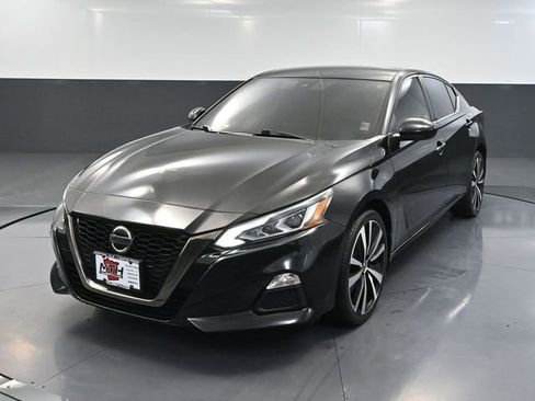 Used 2021 Nissan Altima 2.5 SR image 11