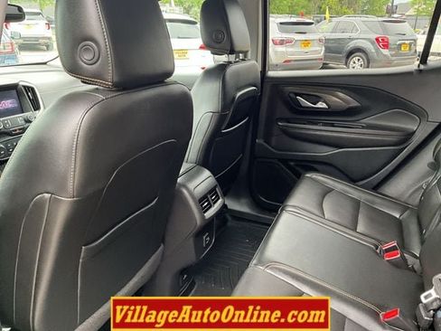 Used 2020 GMC Terrain SLT w/ Preferred Package AWD/4WD image 26