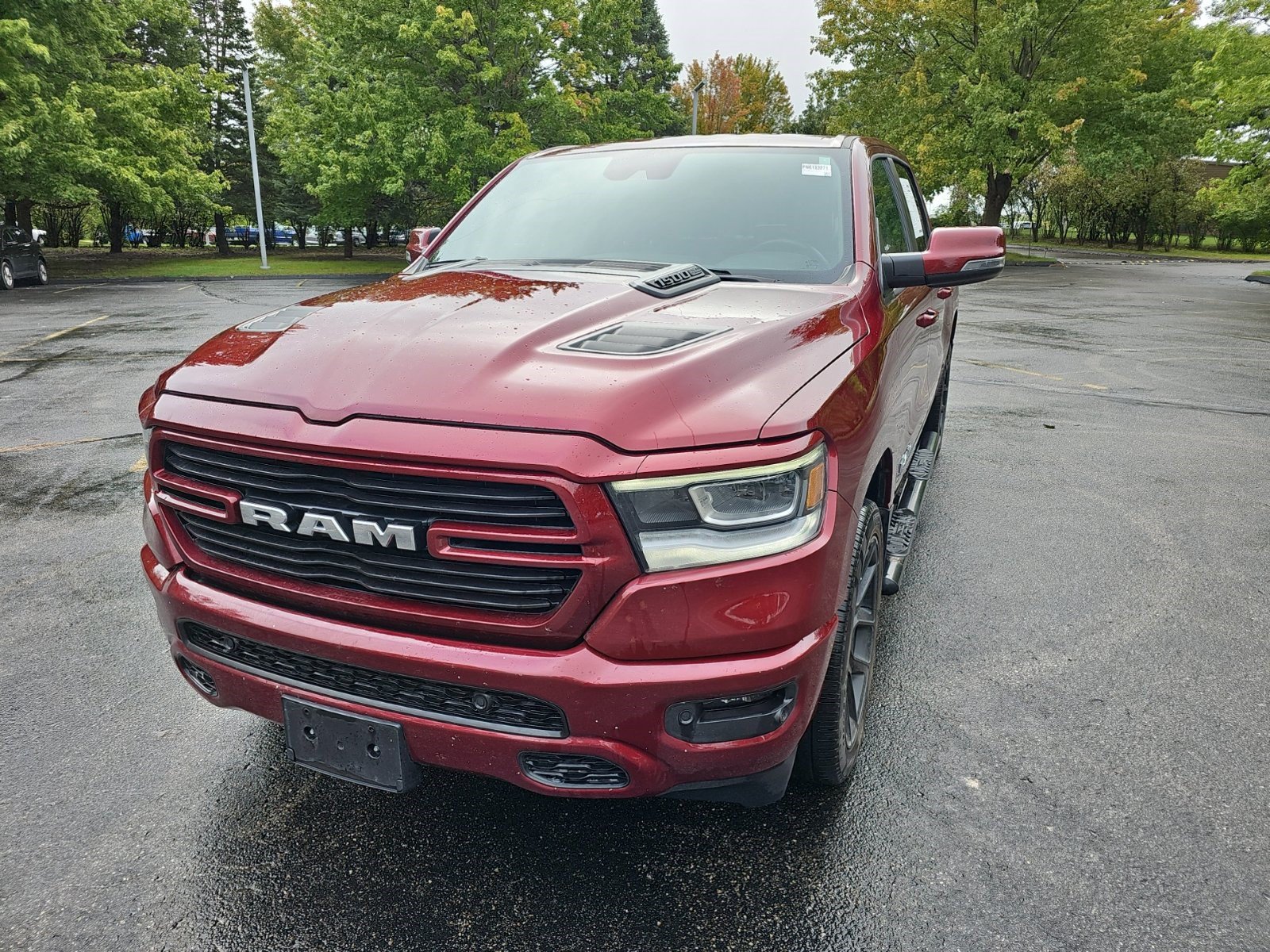 Used 2023 RAM 1500 Laramie AWD/4WD image 2