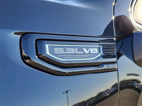 New 2026 GMC Sierra 1500 Elevation image 10