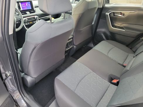 Used 2025 Toyota RAV4 XLE image 13