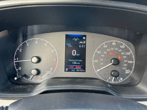 Used 2023 Toyota Corolla Cross L FWD image 23