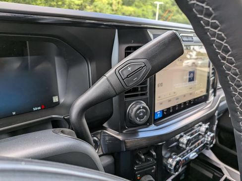 New 2026 Ford F350 Lariat w/ Black Appearance Package AWD/4WD image 12