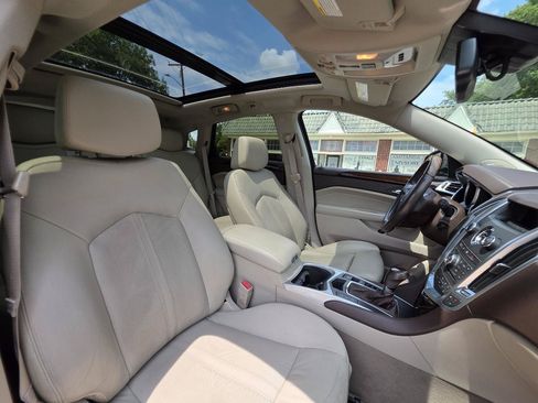 Used 2011 Cadillac SRX Luxury FWD image 41
