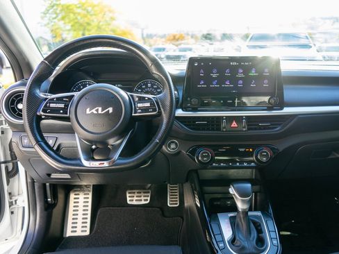 Used 2022 Kia Forte GT-Line image 13