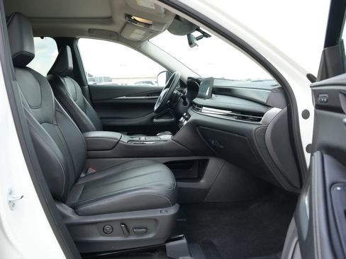 Used 2024 INFINITI QX60 Sensory AWD/4WD image 23