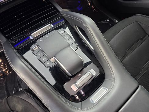 Certified 2024 Mercedes-Benz GLE 53 AMG 4MATIC image 24