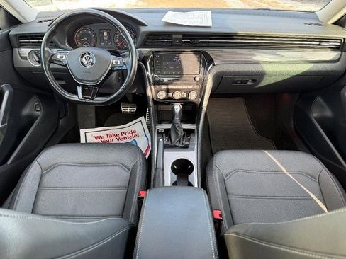 Used 2020 Volkswagen Passat 2.0T R-Line image 13