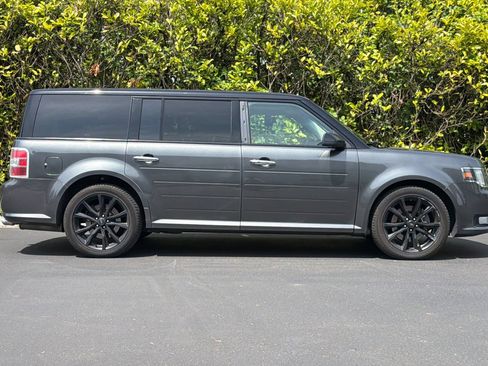 Used 2019 Ford Flex SEL w/ Equipment Group 202A AWD/4WD image 3