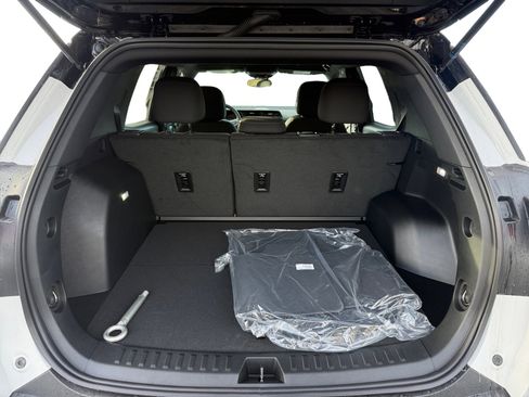 New 2026 GMC Terrain Elevation w/ Black Edition image 17