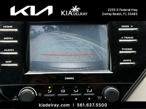 Used 2020 Toyota Camry LE FWD image 19