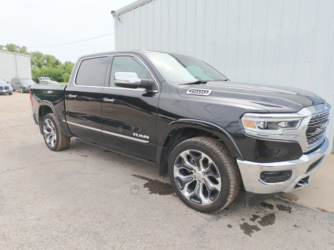 Used 2020 RAM 1500 Limited AWD/4WD image 2