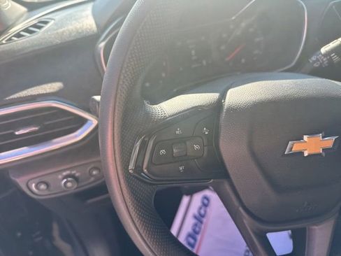 Used 2023 Chevrolet TrailBlazer LT w/ Convenience Package image 17