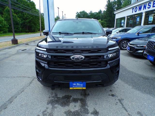 Certified 2022 Ford Expedition Limited w/ Equipment Group 304A AWD/4WD image 2