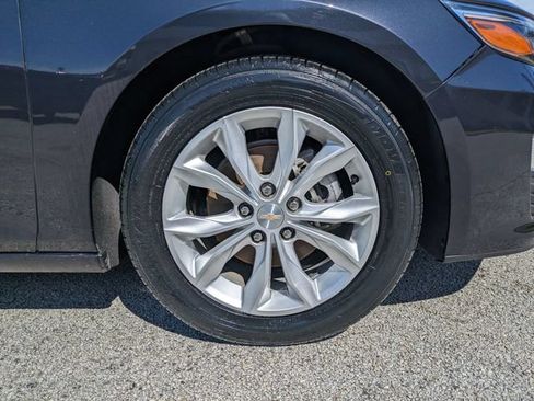 Used 2023 Chevrolet Malibu LT FWD image 11