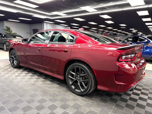 Used 2022 Dodge Charger R/T w/ Blacktop Package RWD image 9