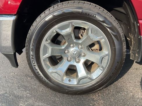 Used 2021 RAM 1500 Big Horn image 9