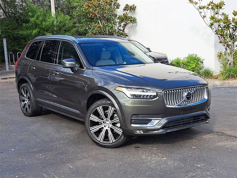 Used 2022 Volvo XC90 T6 Inscription w/ Advanced Package image 34
