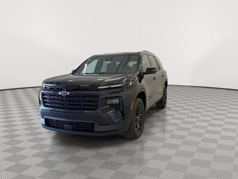 New 2026 Chevrolet Traverse LT w/ Midnight/Sport Edition AWD/4WD image 7
