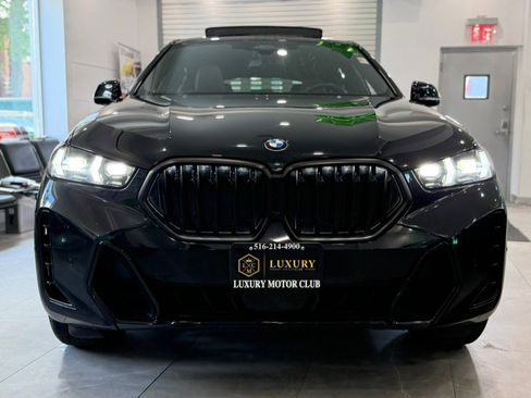 Used 2024 BMW X6 xDrive40i w/ M Sport Professional Package AWD/4WD image 2