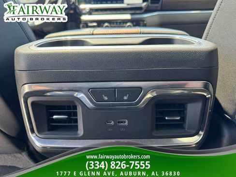 Used 2025 Chevrolet Silverado 2500 High Country w/ Technology Package AWD/4WD image 26