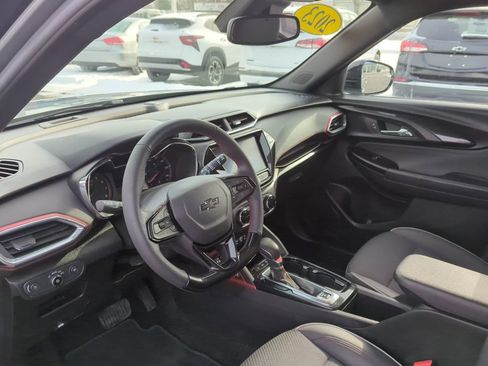 Certified 2023 Chevrolet TrailBlazer RS w/ Convenience Package AWD/4WD image 17