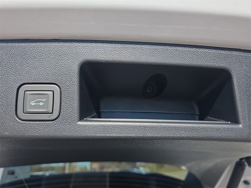 New 2026 GMC Terrain AT4 w/ Convenience Package III image 13