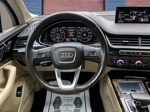 Used 2017 Audi Q7 3.0T Premium Plus image 5