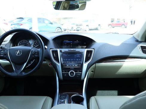 Used 2018 Acura TLX V6 image 10