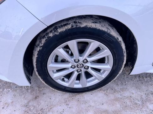 Used 2023 Toyota Corolla LE w/ LE Convenience Package image 10