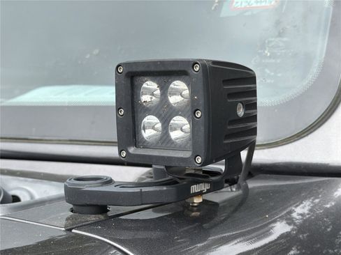 Used 2021 Jeep Gladiator Mojave AWD/4WD image 7