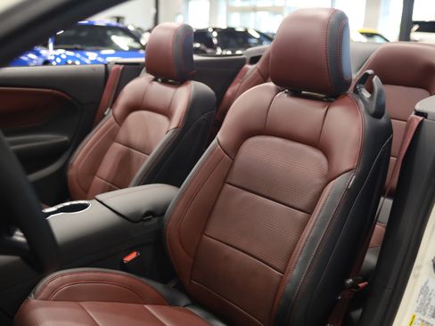 Used 2025 Ford Mustang GT Premium w/ 60th Anniversary Package RWD image 17