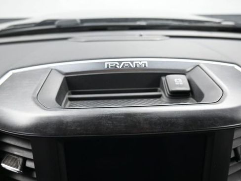 Used 2024 RAM 2500 Big Horn image 24