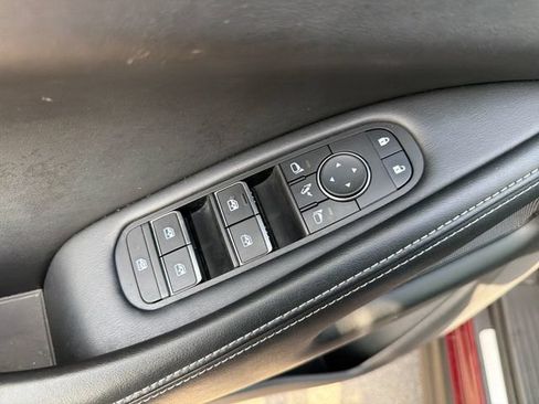 Used 2023 INFINITI QX60 Luxe w/ Cargo Package FWD image 18