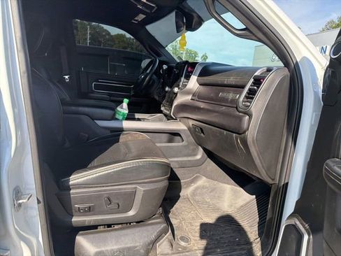 Used 2022 RAM 2500 Laramie AWD/4WD image 17